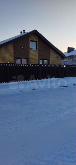 Дом 82 м² на участке 6 сот.