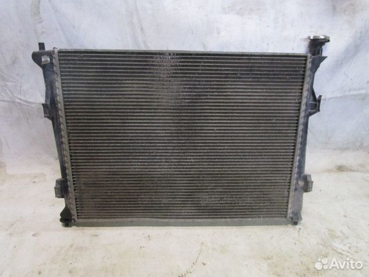 Радиатор основной Kia Ceed 2007-2012 (253101H010)