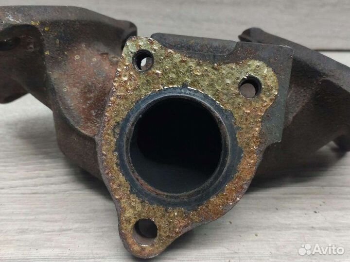 Коллектор выпускной Mercedes C W204