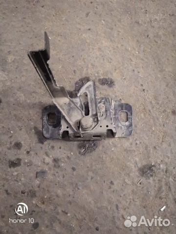 Замок капота Chevrolet Cruze J300 F16D3 2012