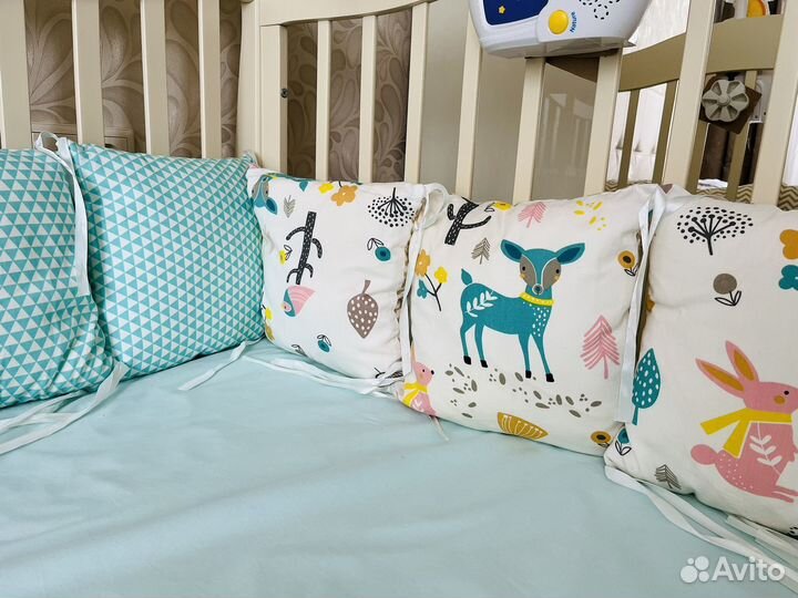 Бортики подушки в детскую кроватку 8 шт