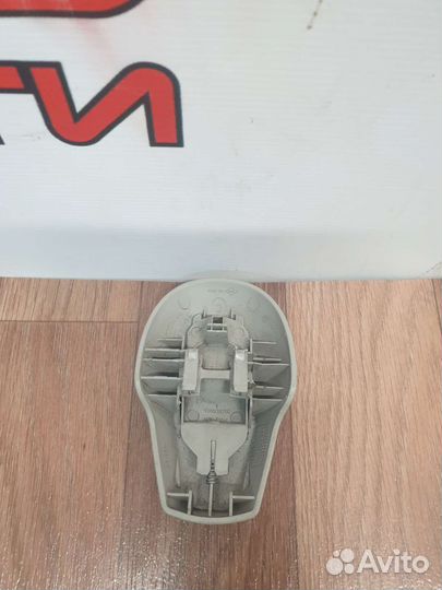 Накладка передних стоек Renault Kaptur