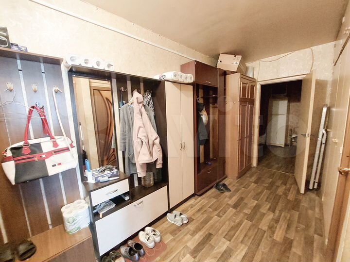 Комната 13,5 м² в 3-к., 2/6 эт.