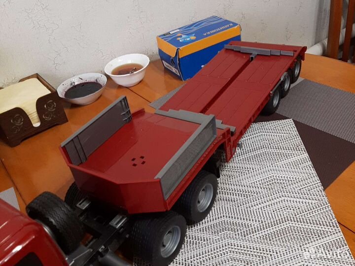 Игрушки машина большая