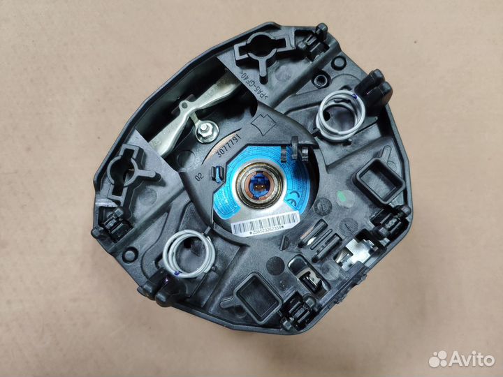 Подушка безопасности водителя Skoda с 2013 года