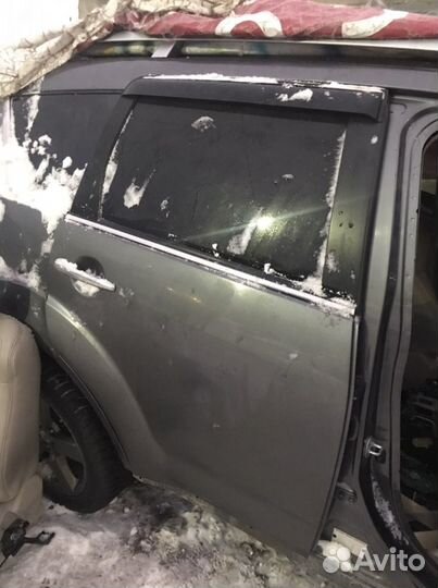 Дверь задняя правая Mitsubishi Outlander XL