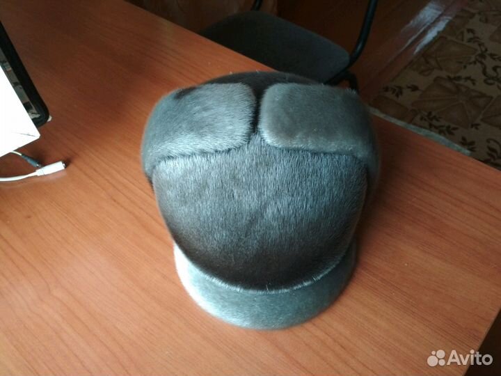 Мужская шапка. окружность головы: 56-58