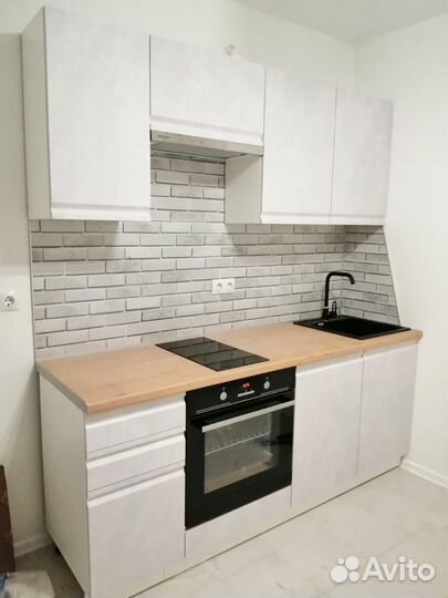 Бюджетная кухня в размер