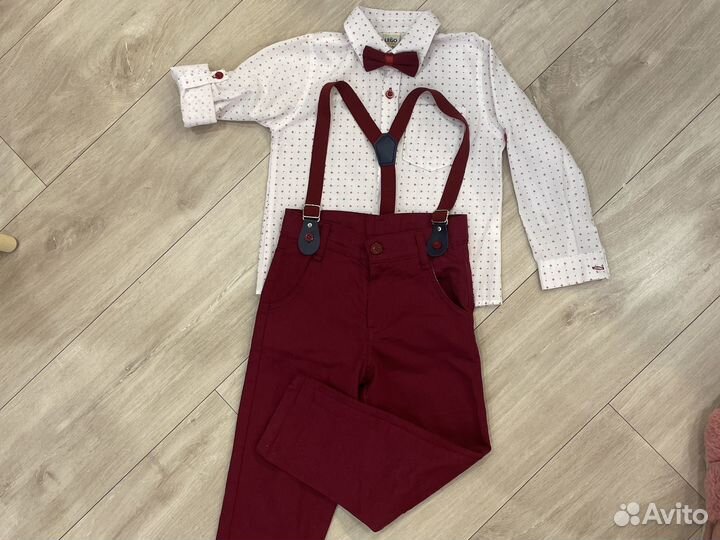 Костюм праздничный