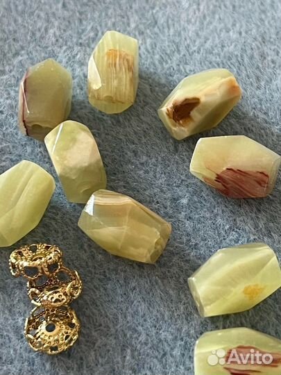 Бусины, оникс