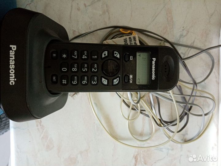 Цифровой беспроводной телефон