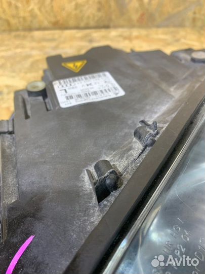 Фара передняя левая Audi A4 B7 2.0 BWE 2004-2009