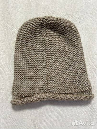 Женская шапка