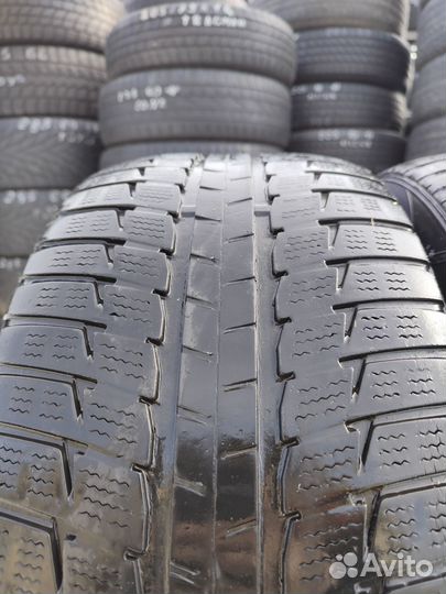 Falken Eurowinter HS-449 235/45 R17 97V