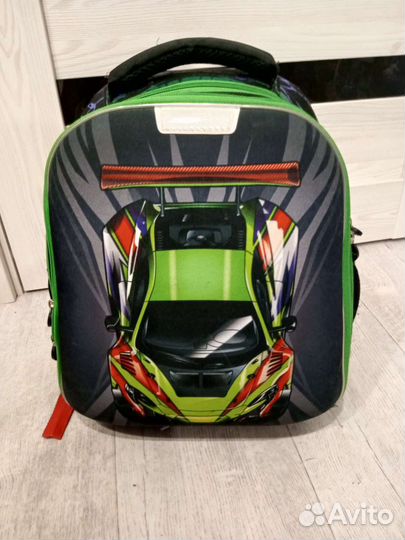 Школьный рюкзак
