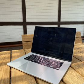 Apple MacBook Pro 16 2019 i9