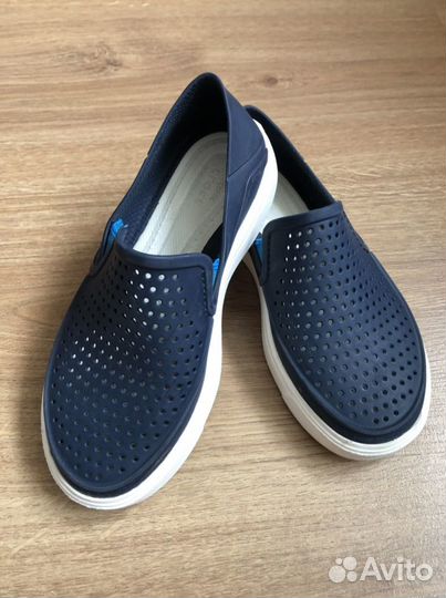 Сабо, слипоны, сандалии Crocs для мальчика