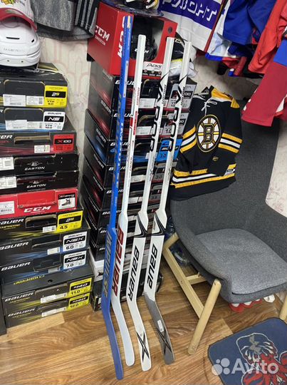 Вратарская клюшка в ассортименте левый хват bauer