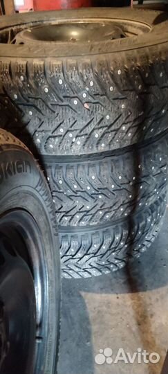 Nokian Tyres Hakkapeliitta 8 205/65 R15