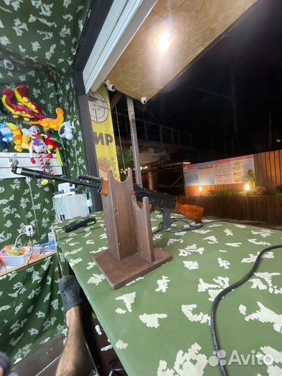 Сотрудник в тир