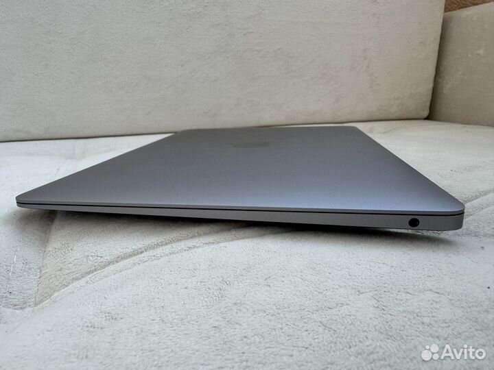 MacBook Air 13-inch