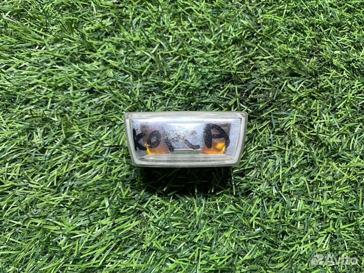 Повторитель поворота в крыло Opel Astra J