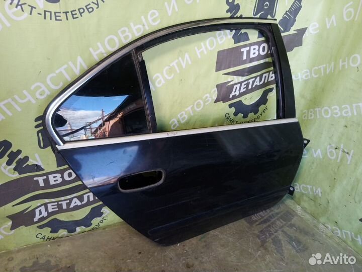 Дверь задняя правая Peugeot 607 ES9J4S 3.0I V6