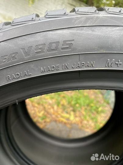Yokohama W.Drive V905 285/35 R21 и 325/30 R21