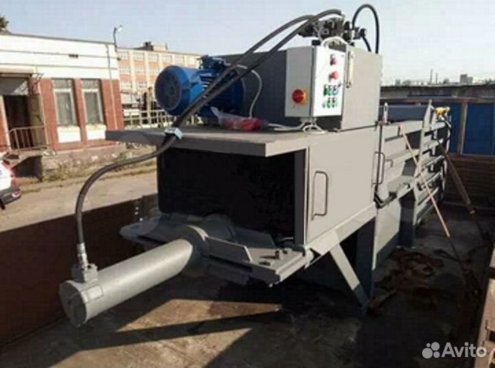 Горизонтальный пакетировочный пресс