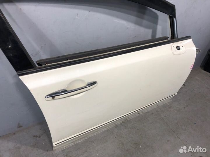 Дверь передняя правая Honda Civic 4D 2005-2011