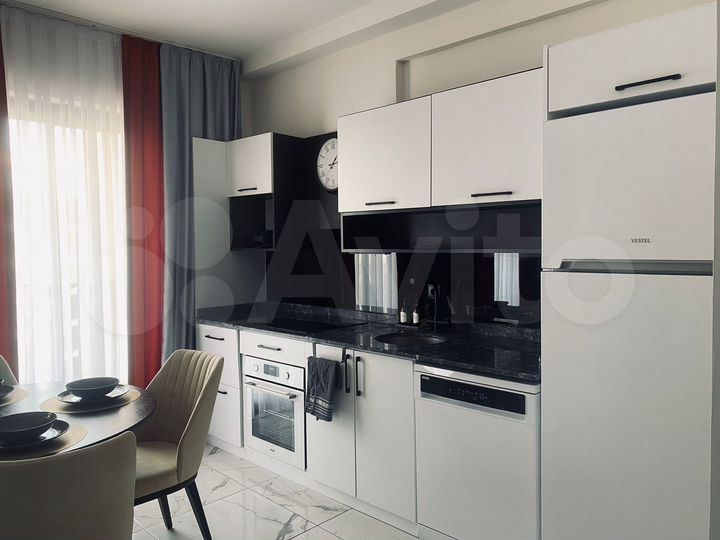 3-к. квартира, 95 м² (Турция)