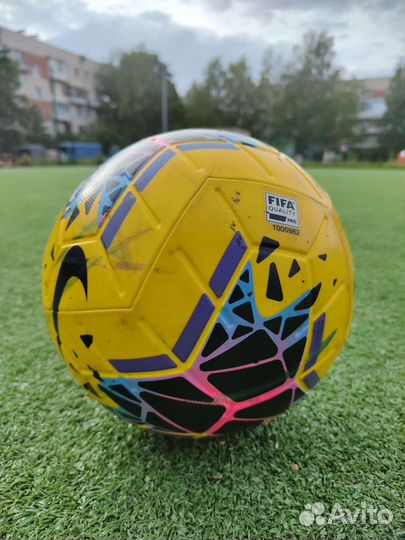 Футбольный мяч nike 5