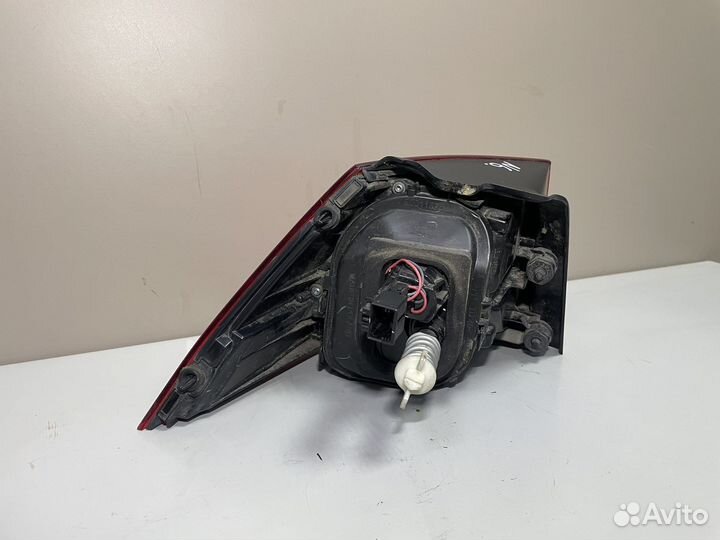 Фонарь задний правый Фольксваген Гольф 7