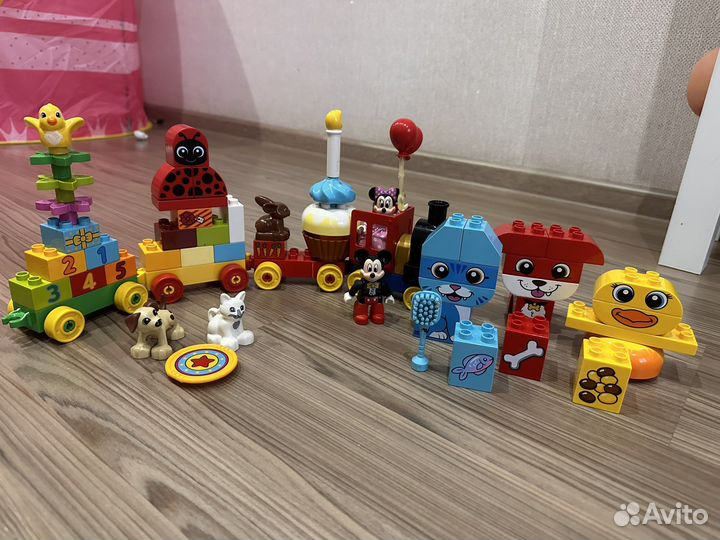 Игрушки и книги