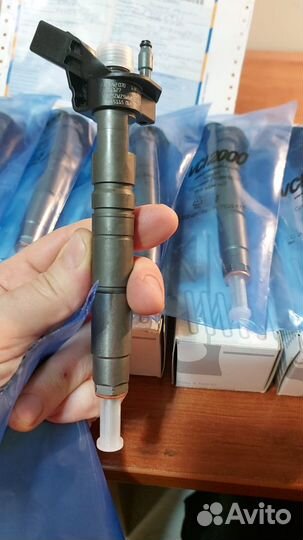 Форсунки A6420701387 новые Mercedes 3.0 CDI