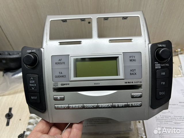 Штатная магнитола Toyota Yaris