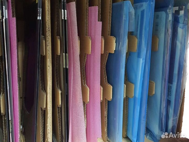 Матрицы, клавиатуры, зарядные, разъемы ноутбков