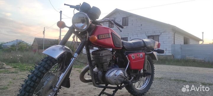 Продаю иж планета 5