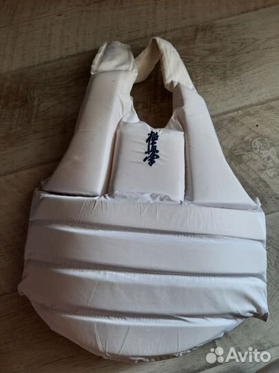 Жилет для единоборств