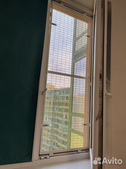 Сетка антикошка на окно