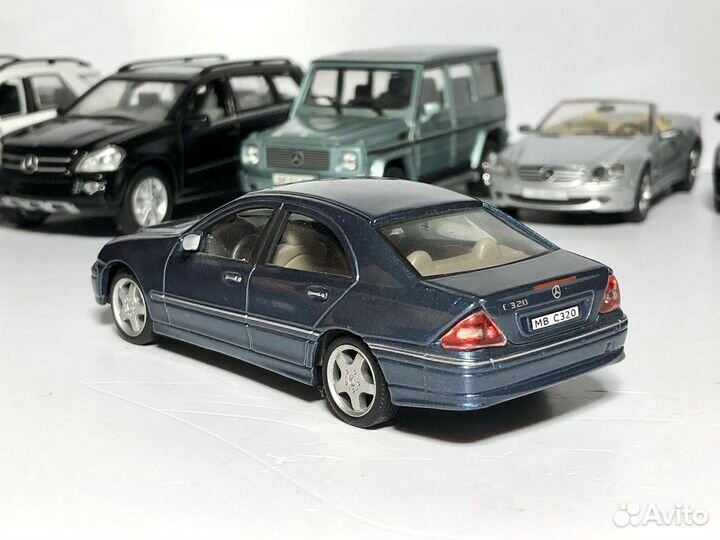 Модель Mercedes Benz C-Class w203 1:43
