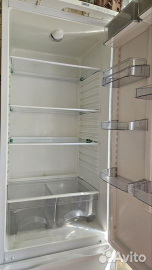 Холодильник атлант на запчасти