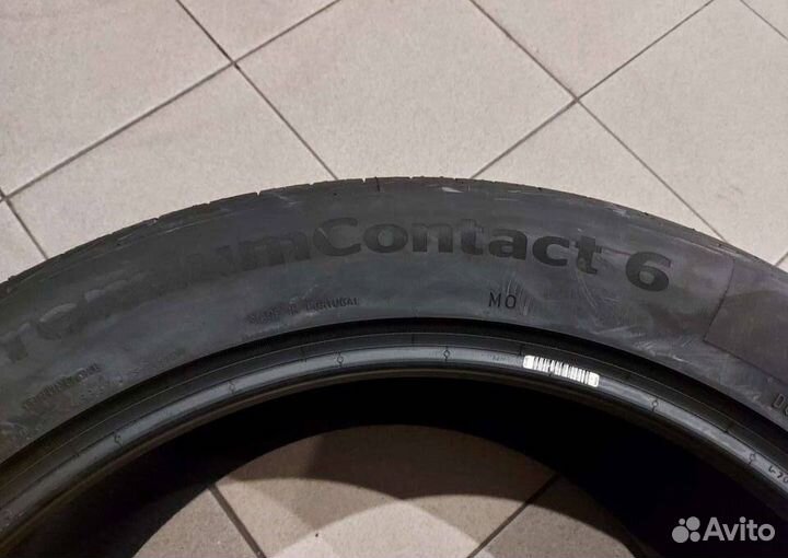 Continental PremiumContact 6 285/45 R22 и 325/40 R22