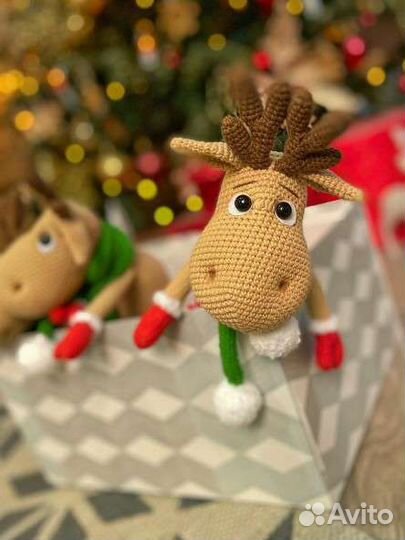 Новогодний олень