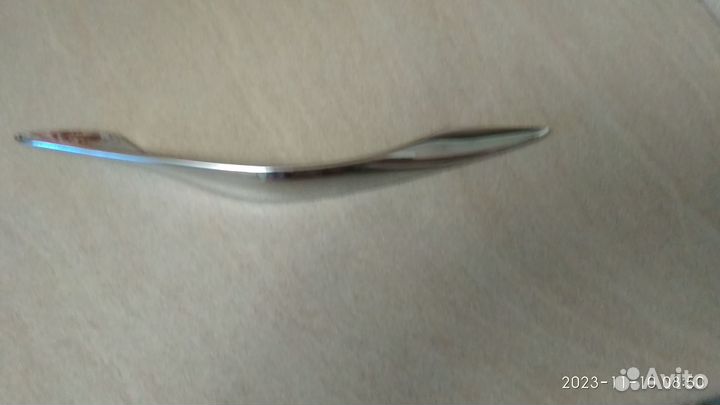 Продам ручки мебельные