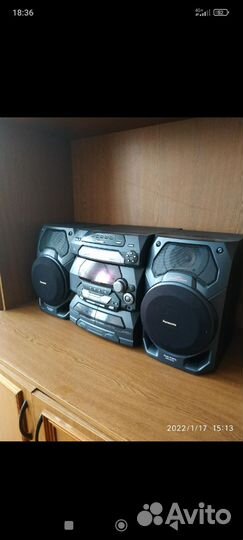 Музыкальный центр