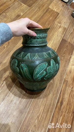 Старинная ваза