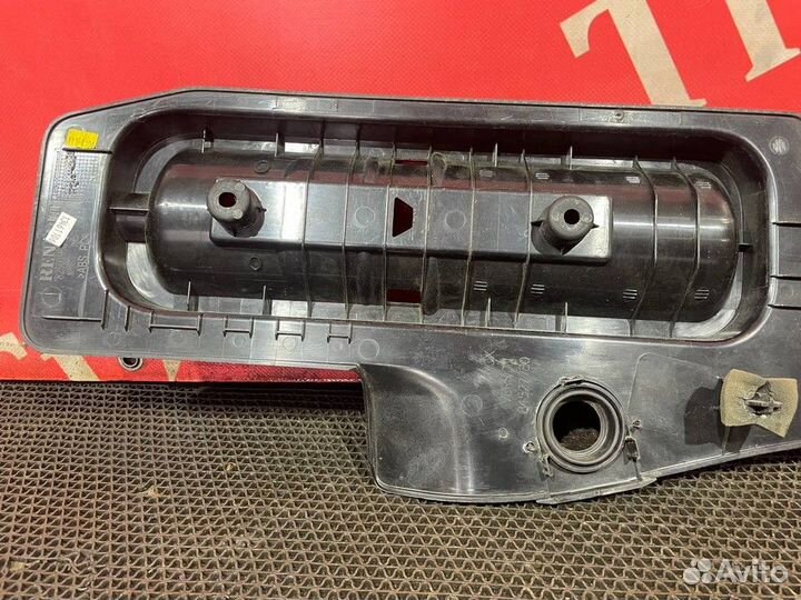 Накладка на порог левая Renault T