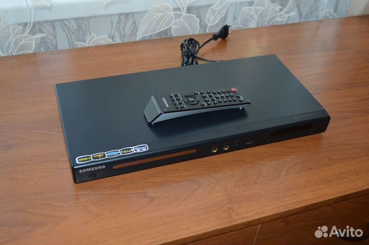 DVD плеер Samsung P480K