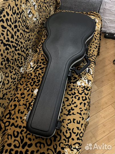 Гитарный кейс TKL для hollow body гитар